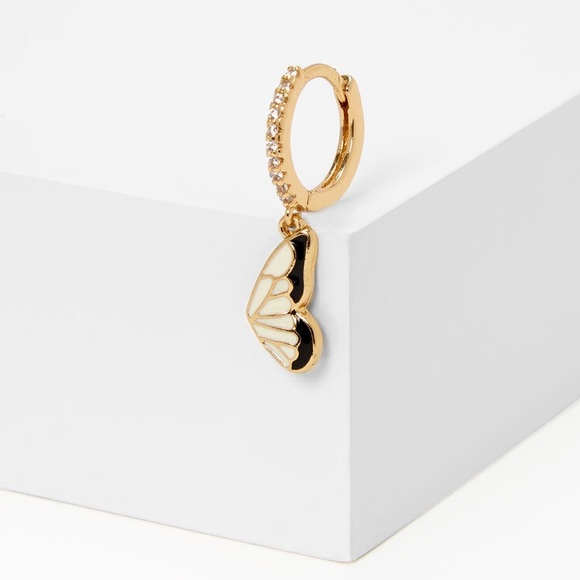 Butterfly Charm Cartilage Hoop Earring - Picture 3 of 3